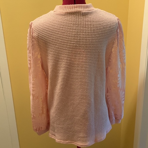 NWOT Waffle Body Sweater with sheer flower print sleeves - Picture 6 of 8